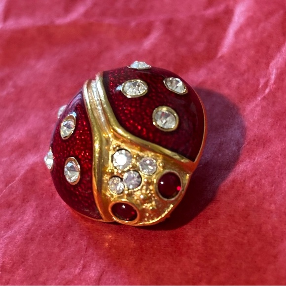 Vintage Krementz Red Enamel, Rhinestone and Gold Ladybug Brooch, EUC - Picture 3 of 8